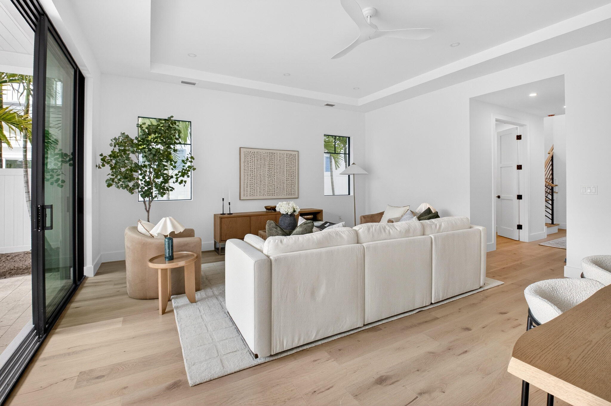 238 NE 12th Street NE