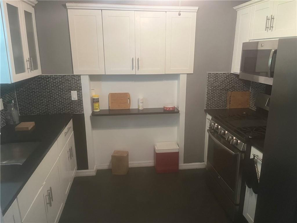 North Hollywood 4-1 B - Residential