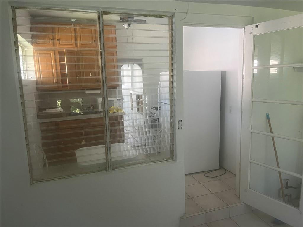 North Hollywood 4-1 B - Residential