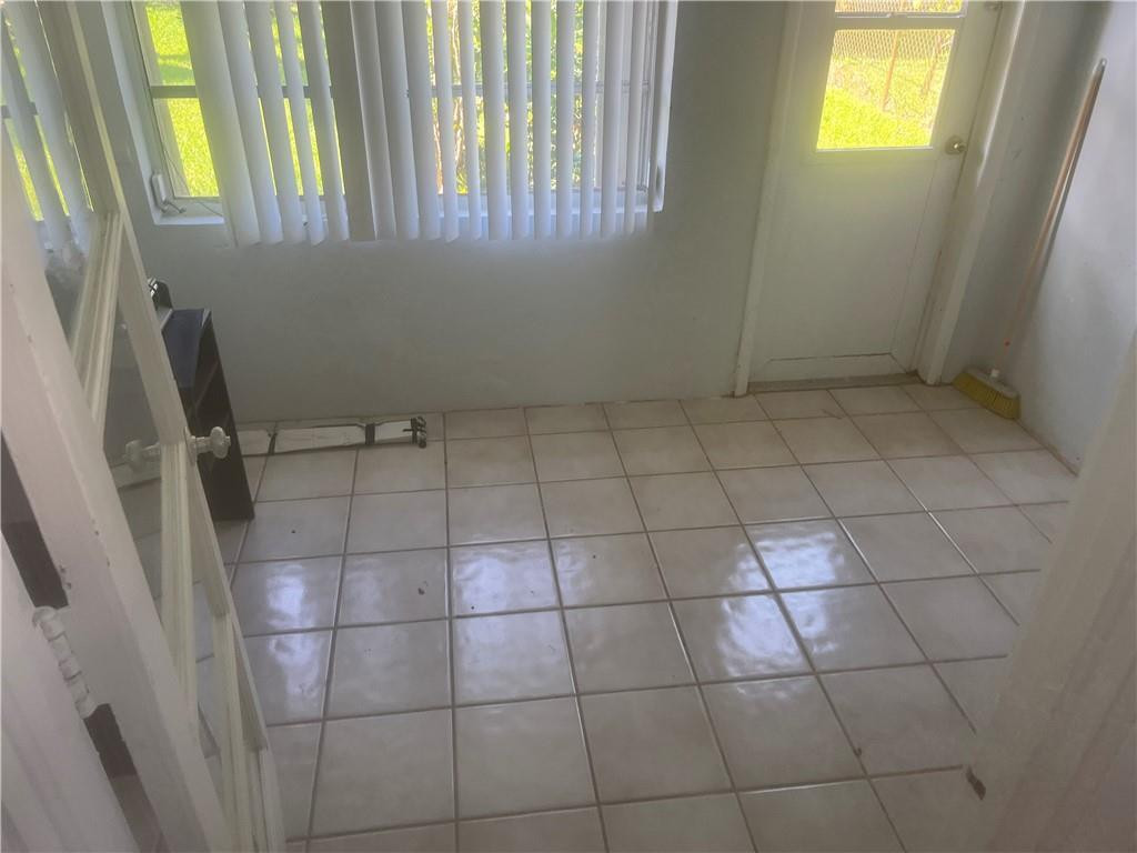 North Hollywood 4-1 B - Residential