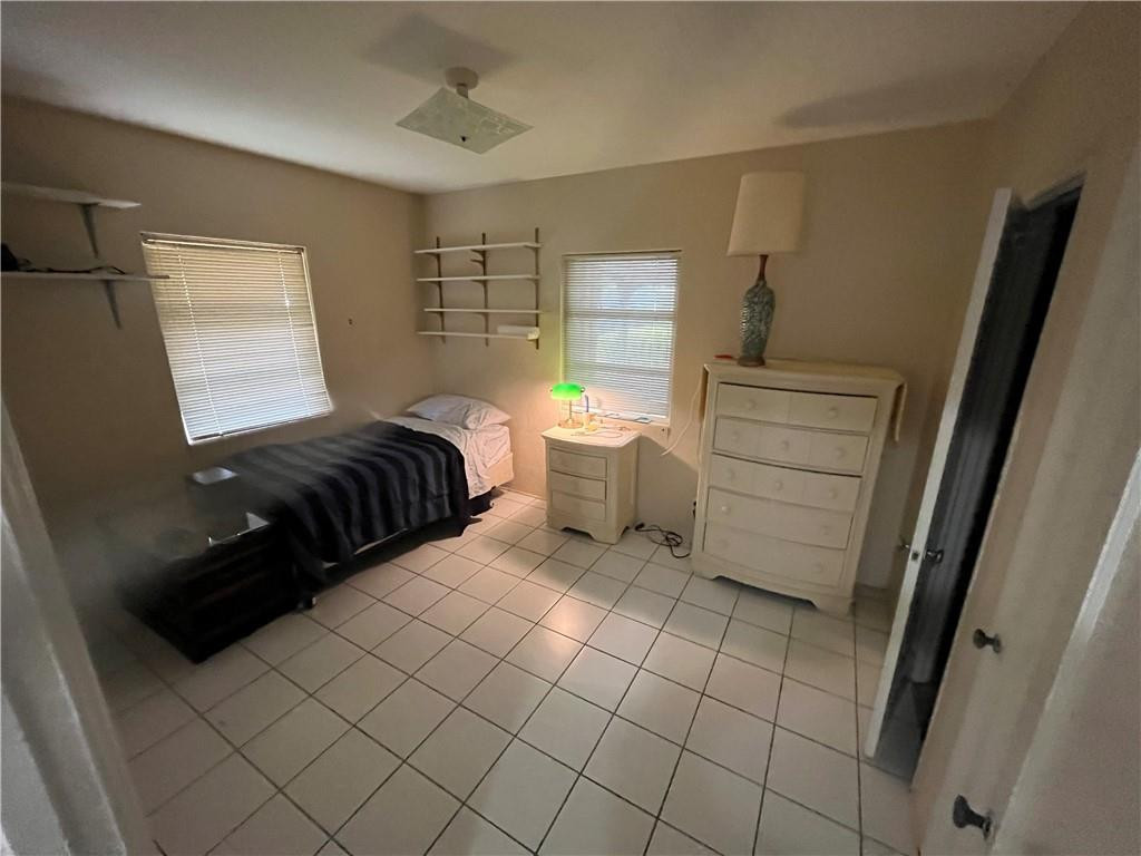 North Hollywood 4-1 B - Residential