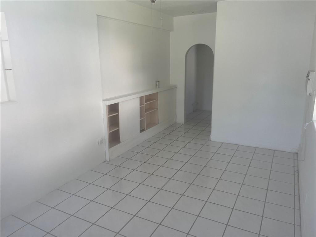North Hollywood 4-1 B - Residential