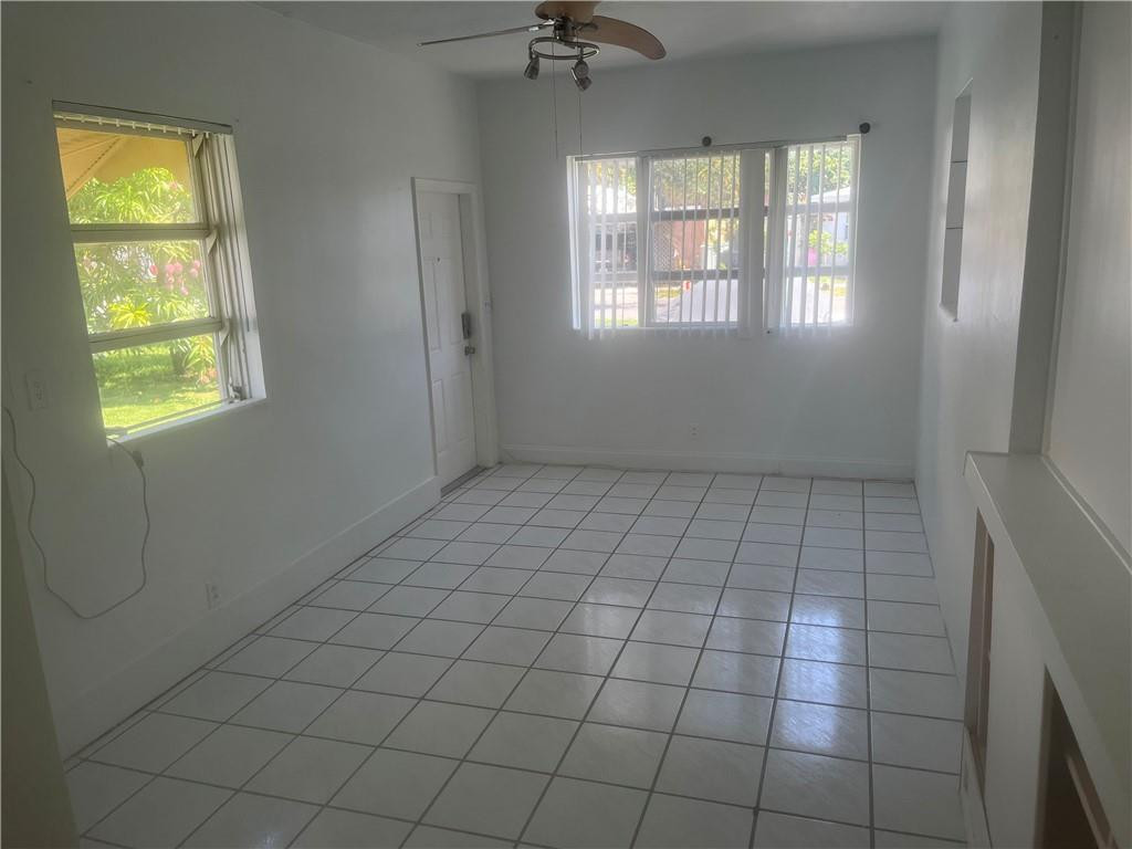 North Hollywood 4-1 B - Residential
