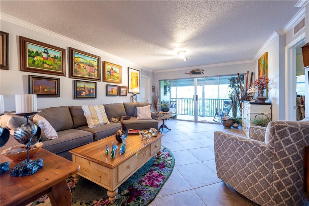 CYPRESS REACH - Residential