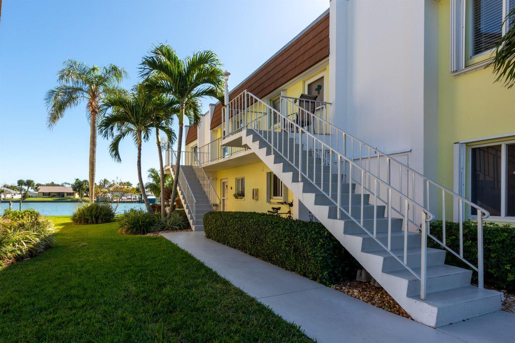 Photo of 1323 Bayshore Drive #201, Fort Pierce, FL 34950 (MLS # R10865227)