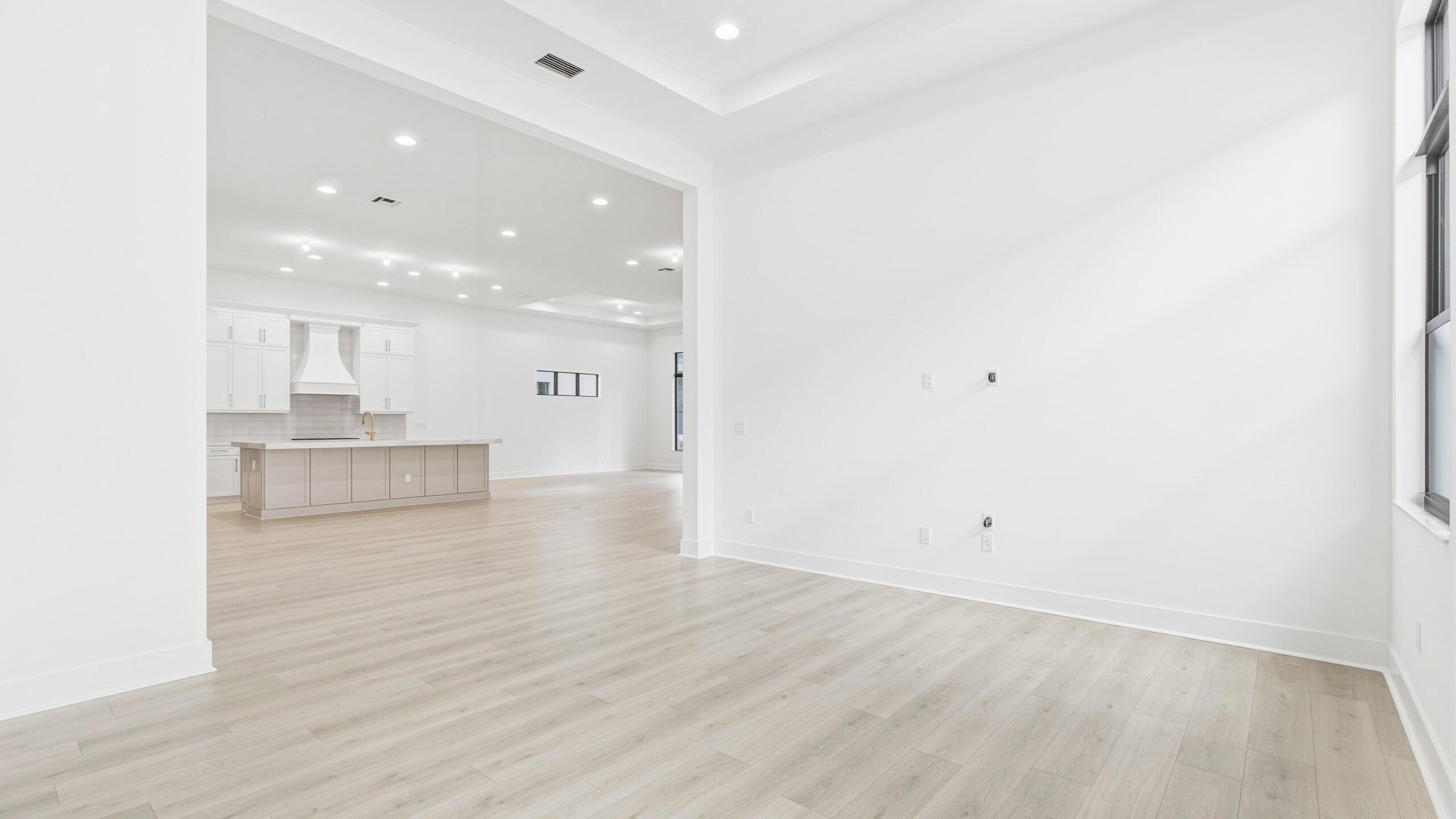 13282 Artisan Circle