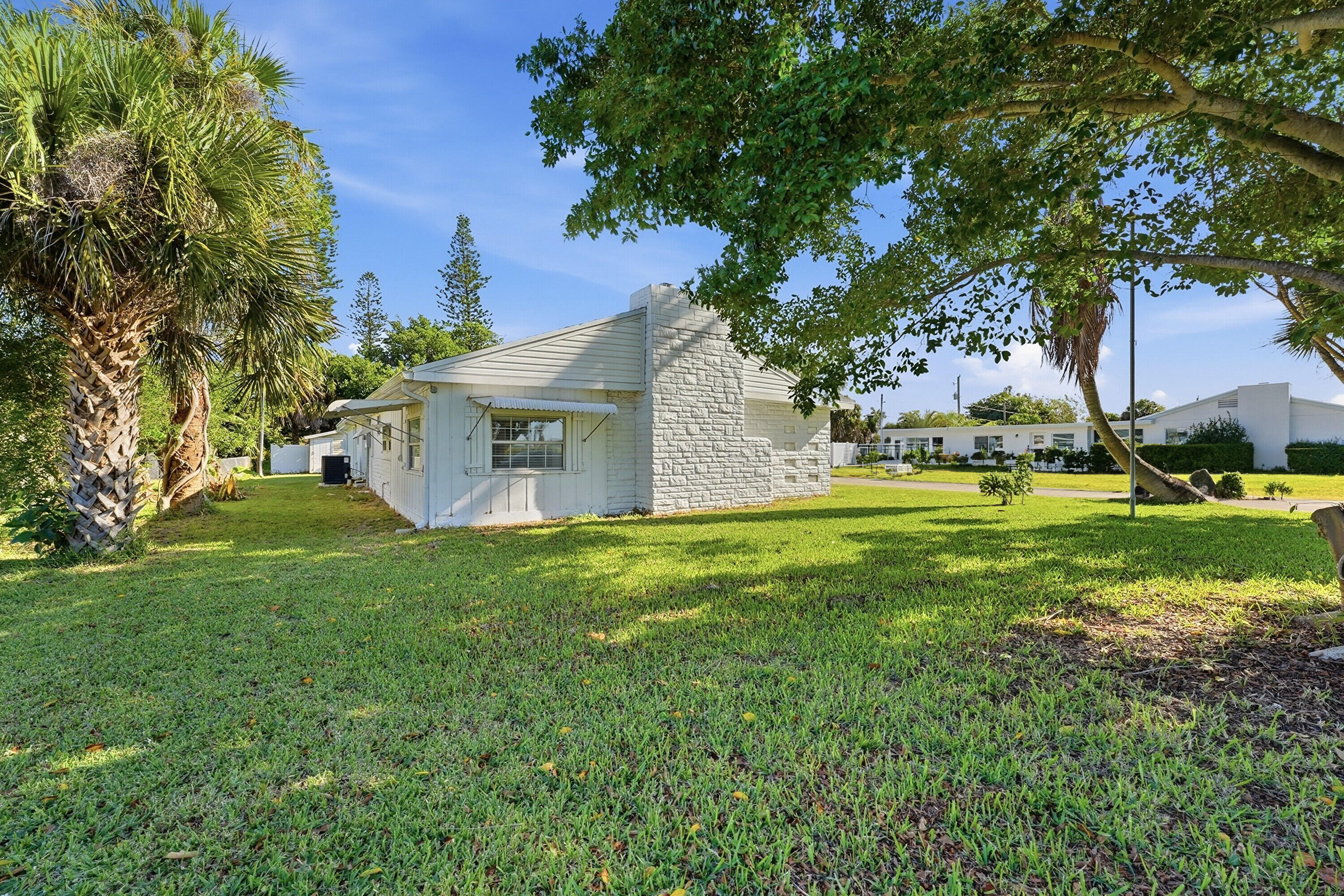107 Fernandina Street