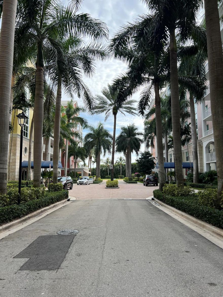 This beautiful updated unit is located in one of the best buildings in the area! Resort style pool overlooking the intracoastal, fitness room, complimentary valet, on site cafe and many more amenities! 1 assigned garage space. Schedule your showing today! Information in this listing to be verified by tenant or agent.