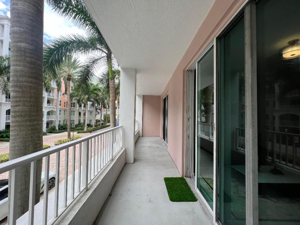 MOORINGS AT LANTANA CONDO 3 - Residential Lease