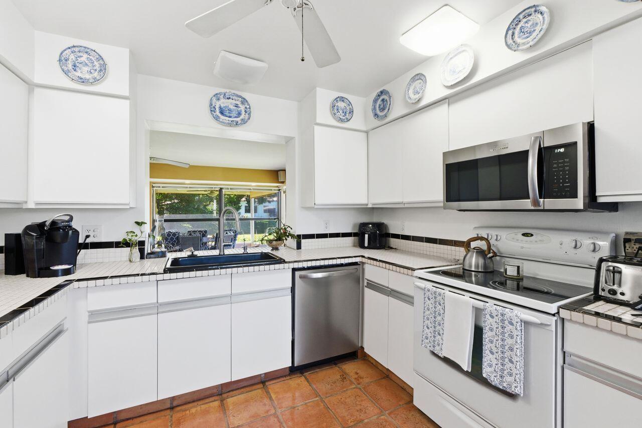 Indian Spring - The Mews - Residential