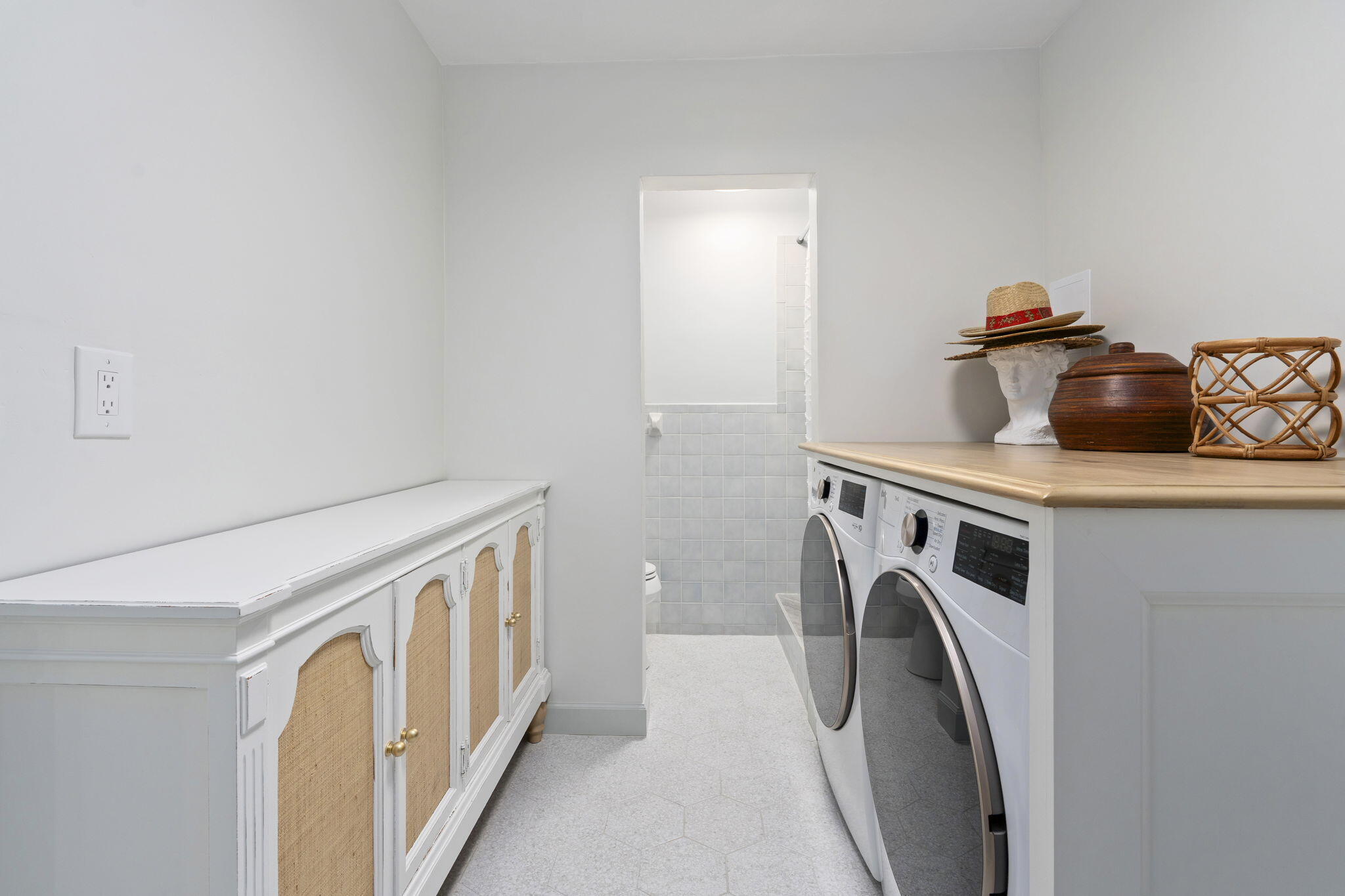 SKYLINE HEIGHTS - Residential