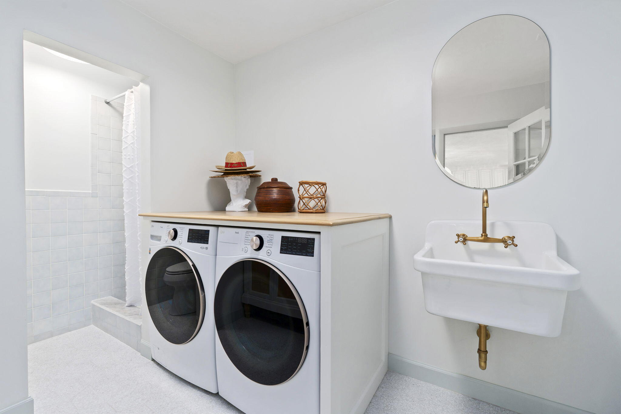 SKYLINE HEIGHTS - Residential