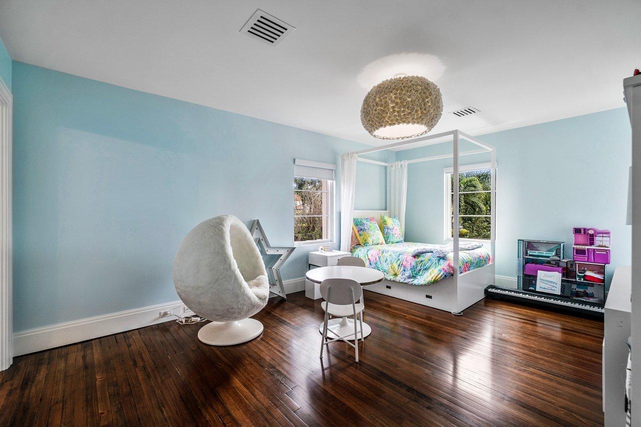 BOULEVARD ESTATES - Residential