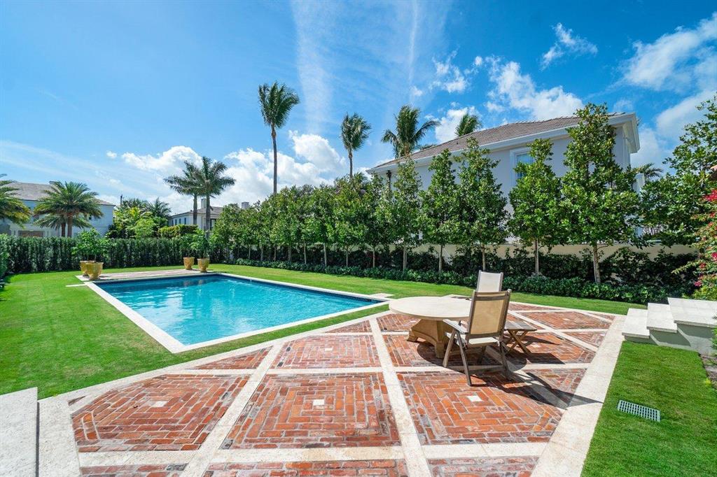 BOULEVARD ESTATES - Residential