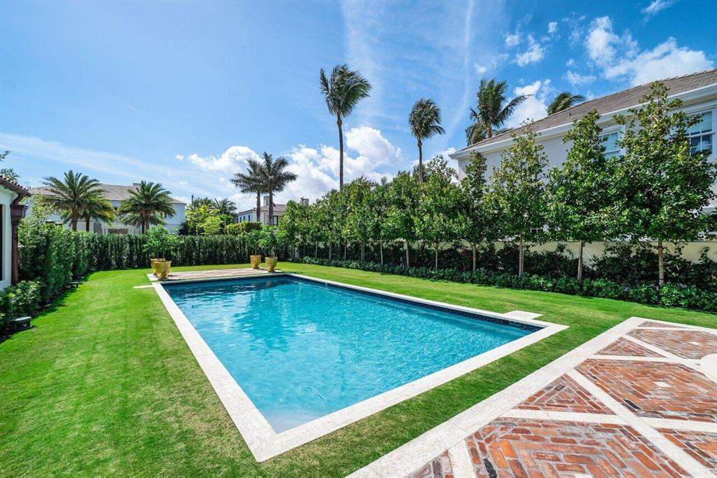 BOULEVARD ESTATES - Residential