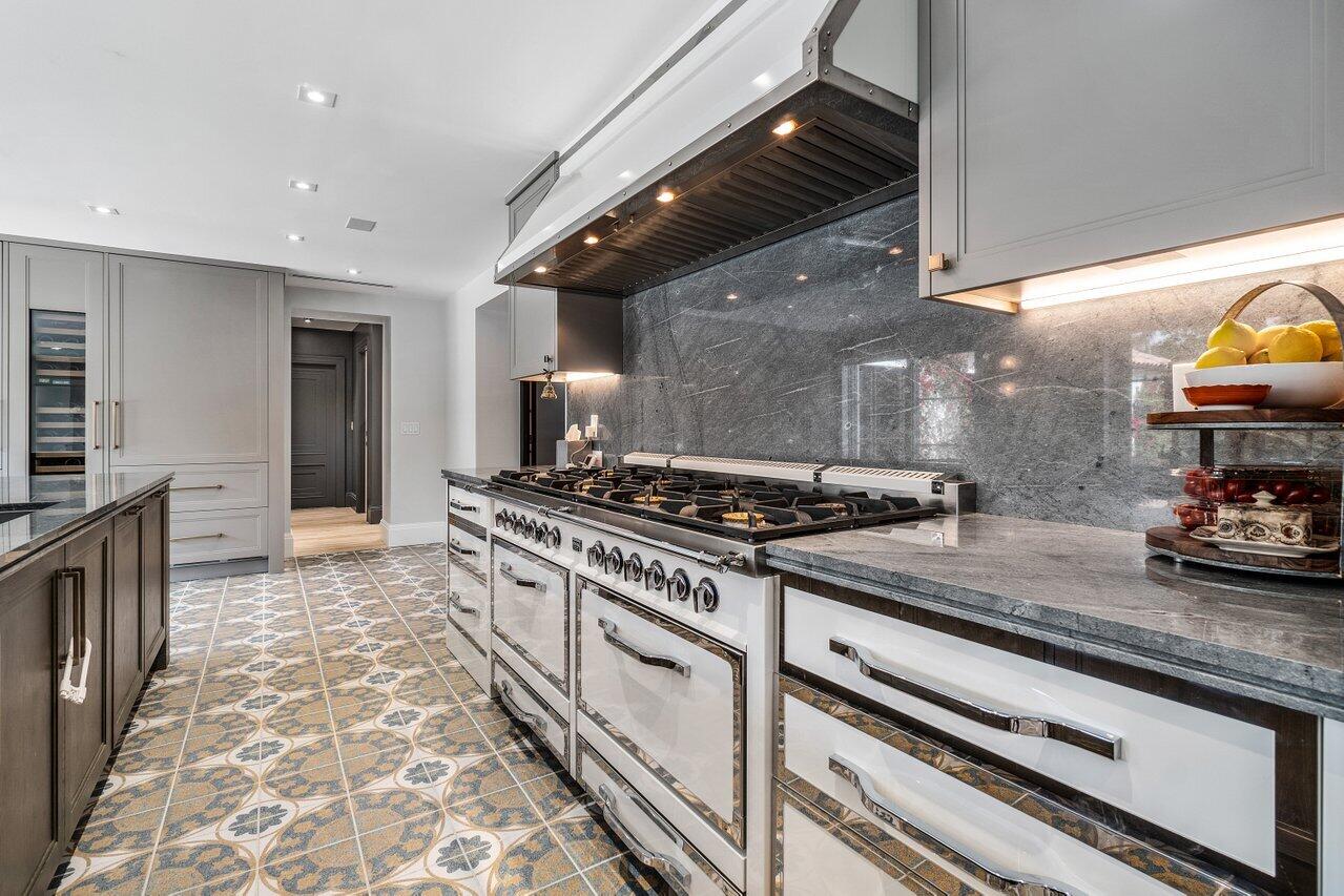 BOULEVARD ESTATES - Residential