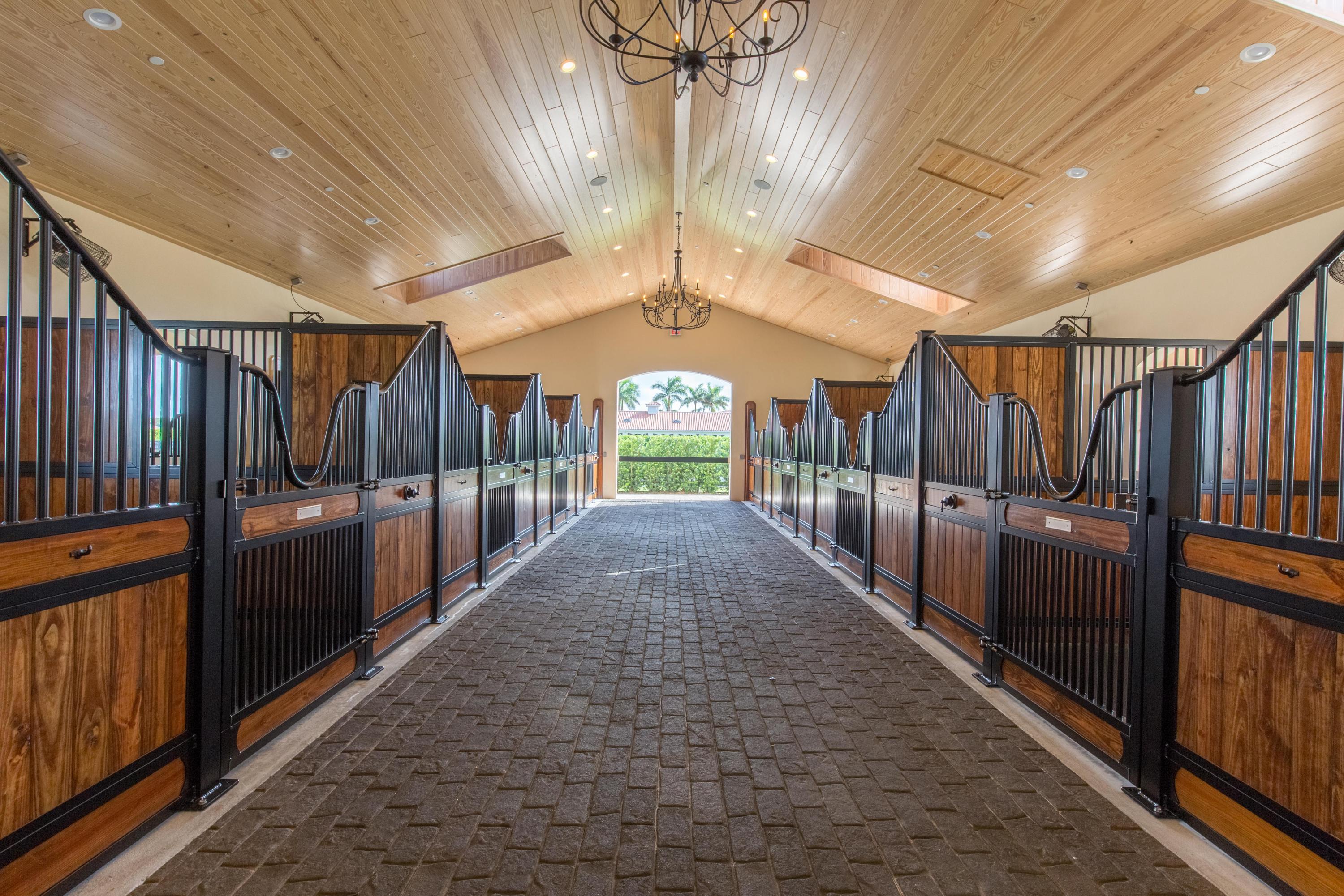 GRAND PRIX VILLAGE SOUTH - Residential