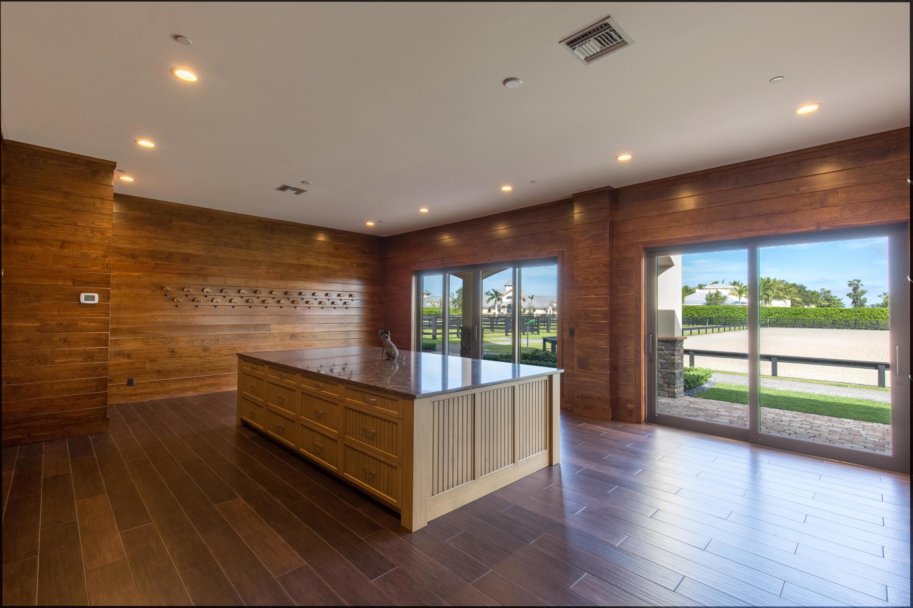 GRAND PRIX VILLAGE SOUTH - Residential