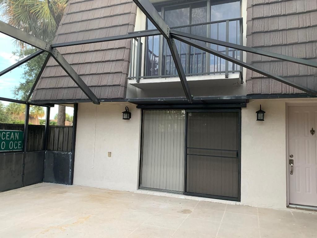 Photo of 1902 19th Court, Jupiter, FL 33477 (MLS # R10984371)