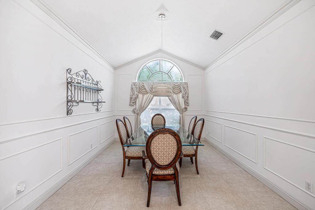 VALENCIA SHORES - Residential