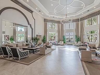 VALENCIA SHORES - Residential