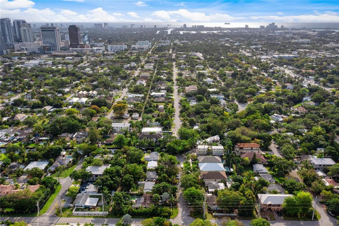 LAUDERDALE - Residential