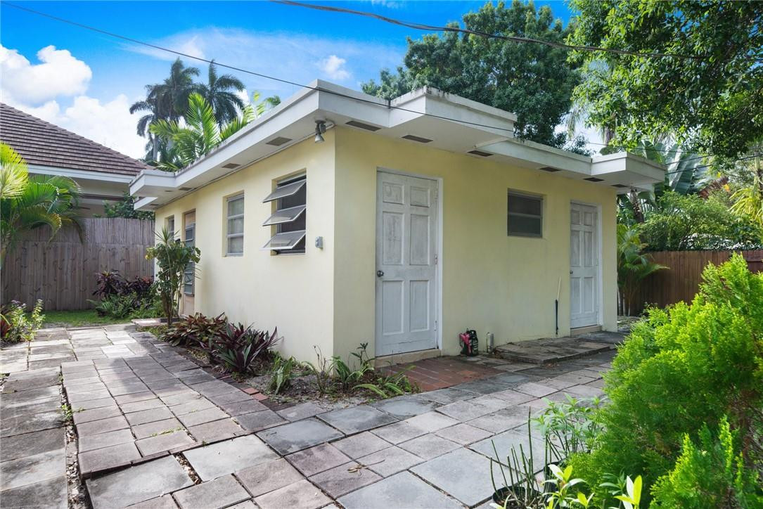 LAUDERDALE - Residential