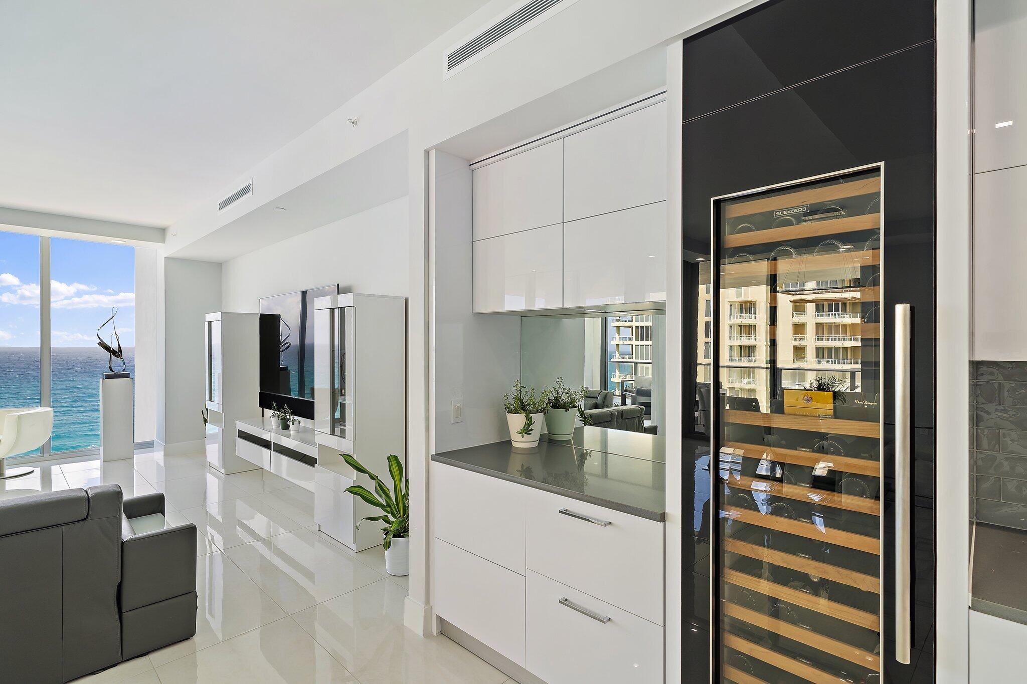 5000 NORTH OCEAN - Residential