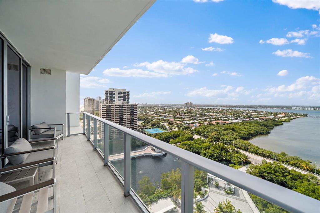 5000 NORTH OCEAN - Residential