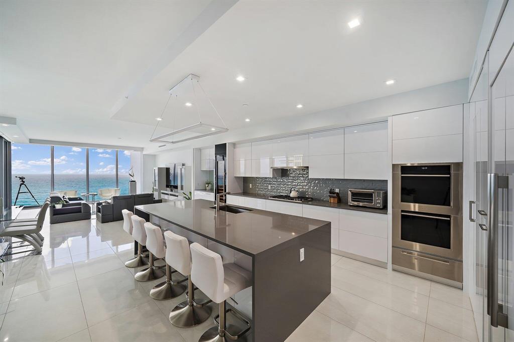 5000 NORTH OCEAN - Residential