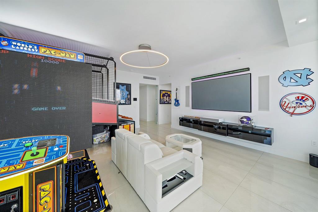 5000 NORTH OCEAN - Residential