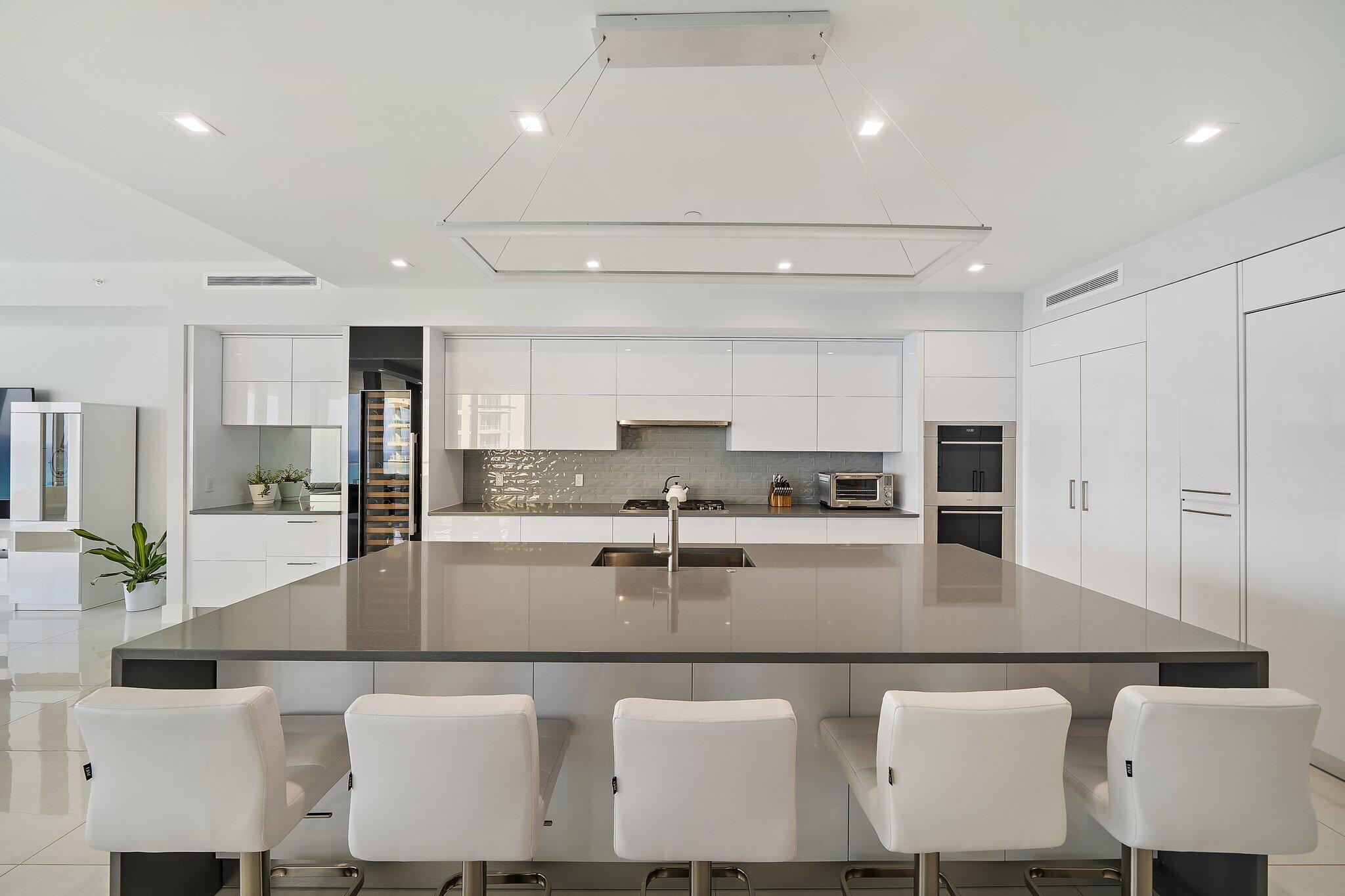 5000 NORTH OCEAN - Residential