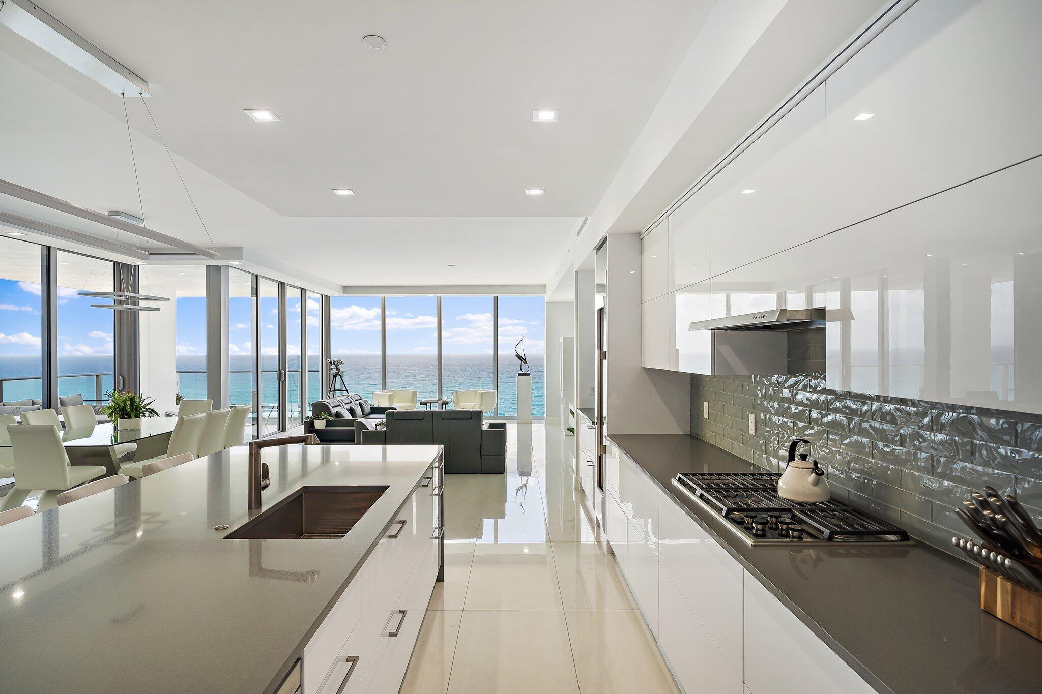 5000 NORTH OCEAN - Residential