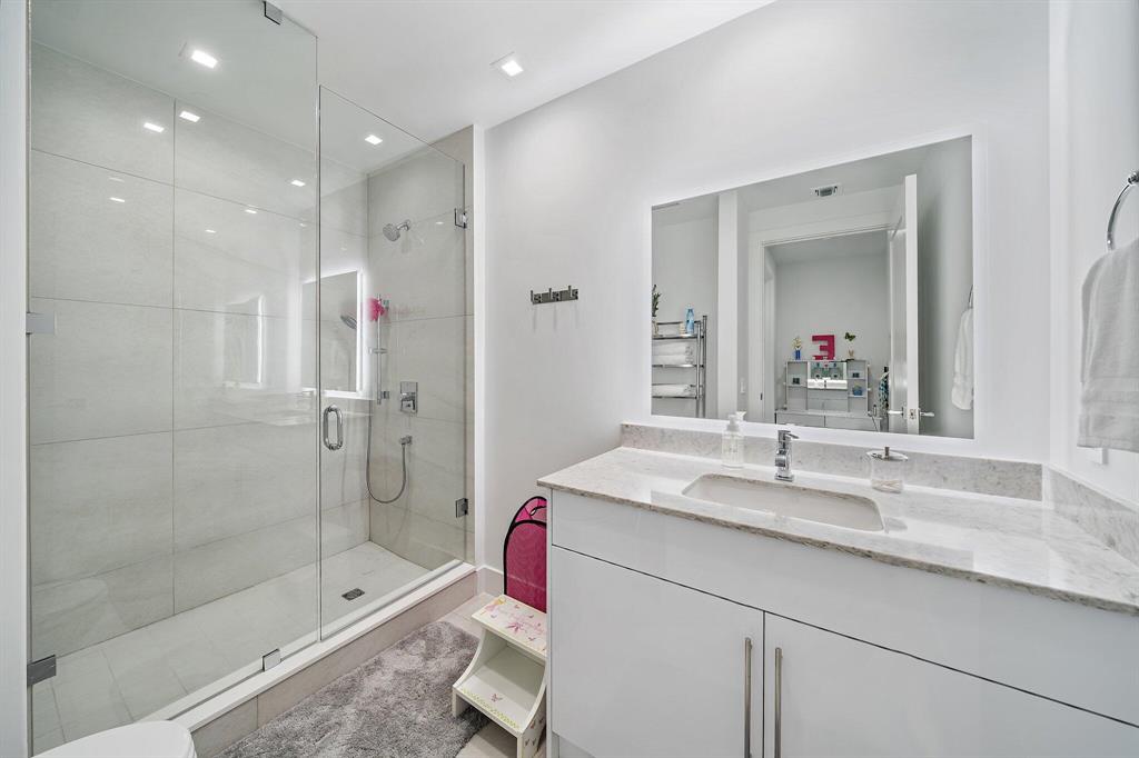 5000 NORTH OCEAN - Residential