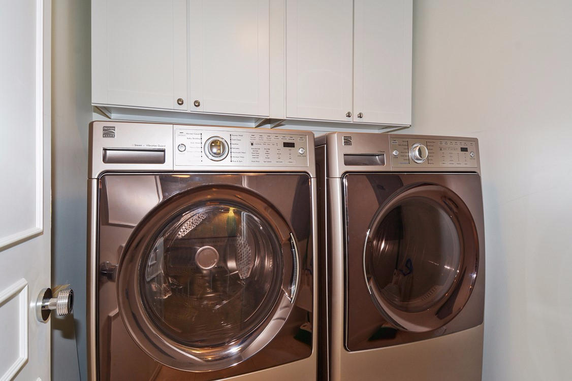 THREE THIRTY OCEAN CONDO - Residential