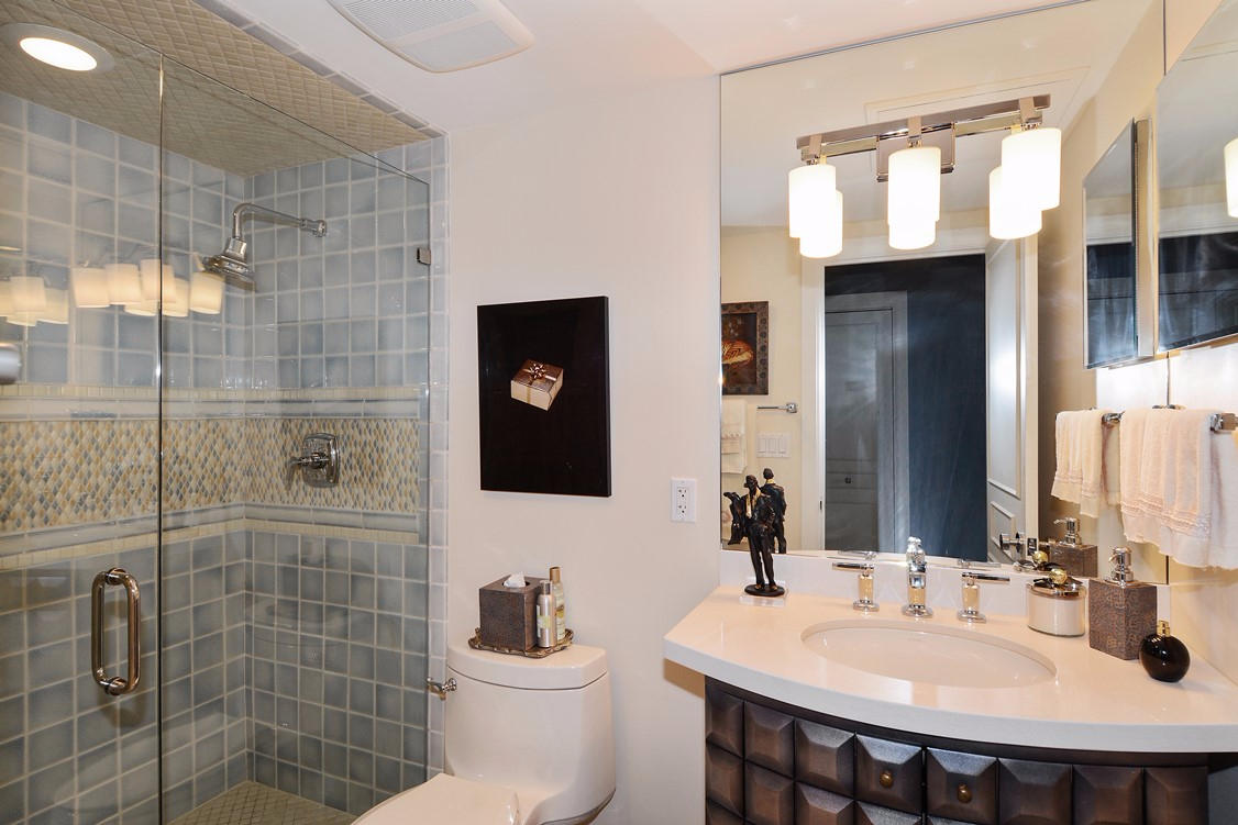 THREE THIRTY OCEAN CONDO - Residential