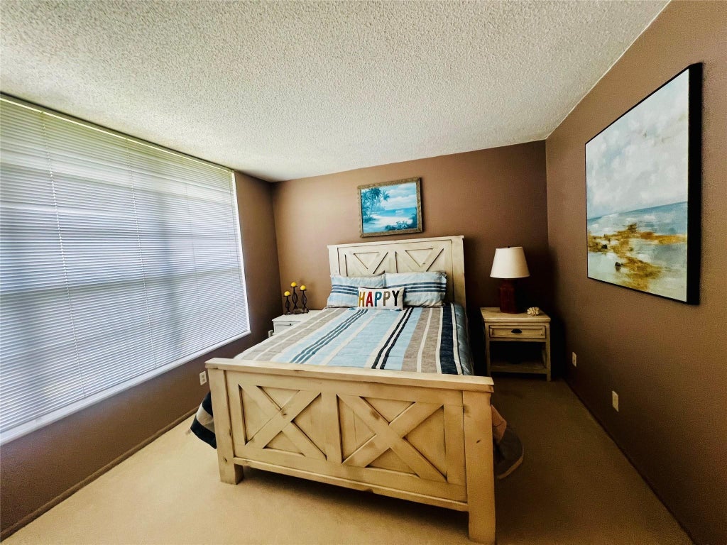 Photo of 605 Oaks Drive #1009, Pompano Beach, FL 33069 (MLS # F10518424)