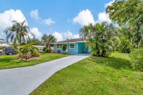 A home in Palm City