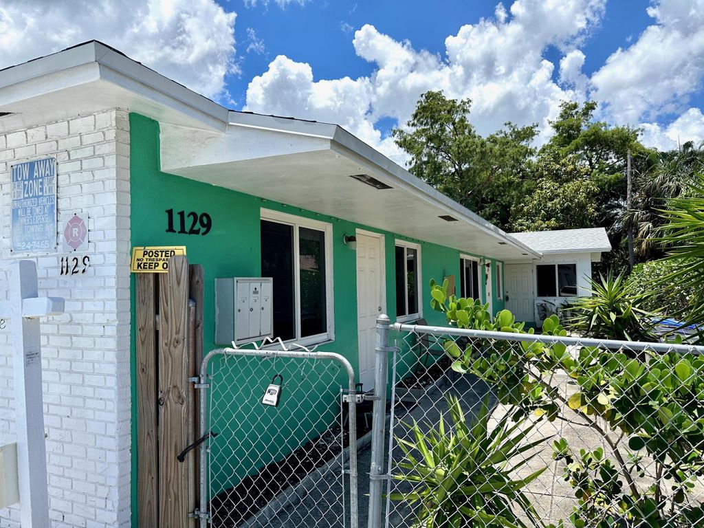 Photo of 1129 NE 15th Street #2, Fort Lauderdale, FL 33304 (MLS # R11167563)