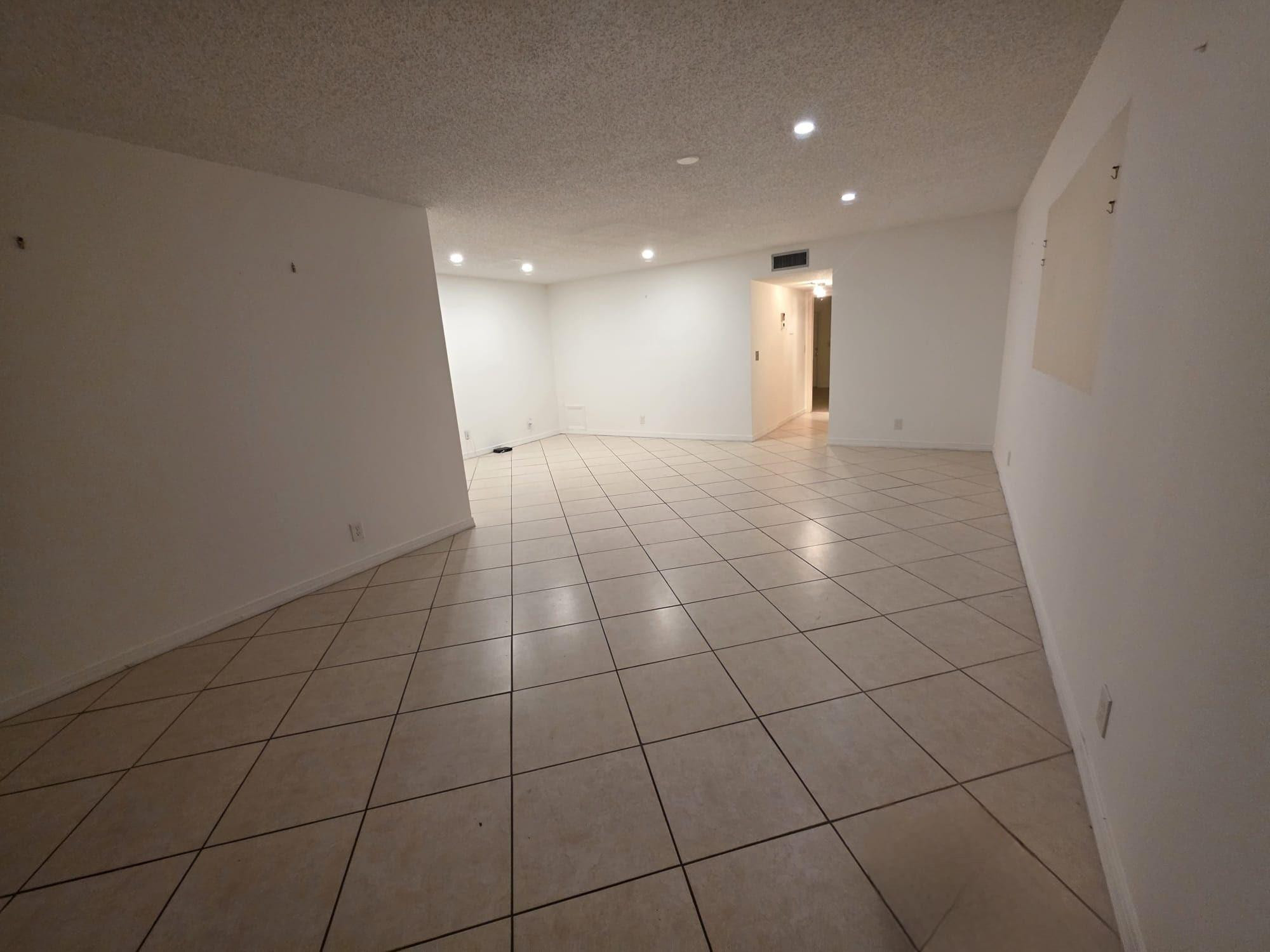 HIGH POINT OF DELRAY WEST CONDO SEC 1&2 - Residential