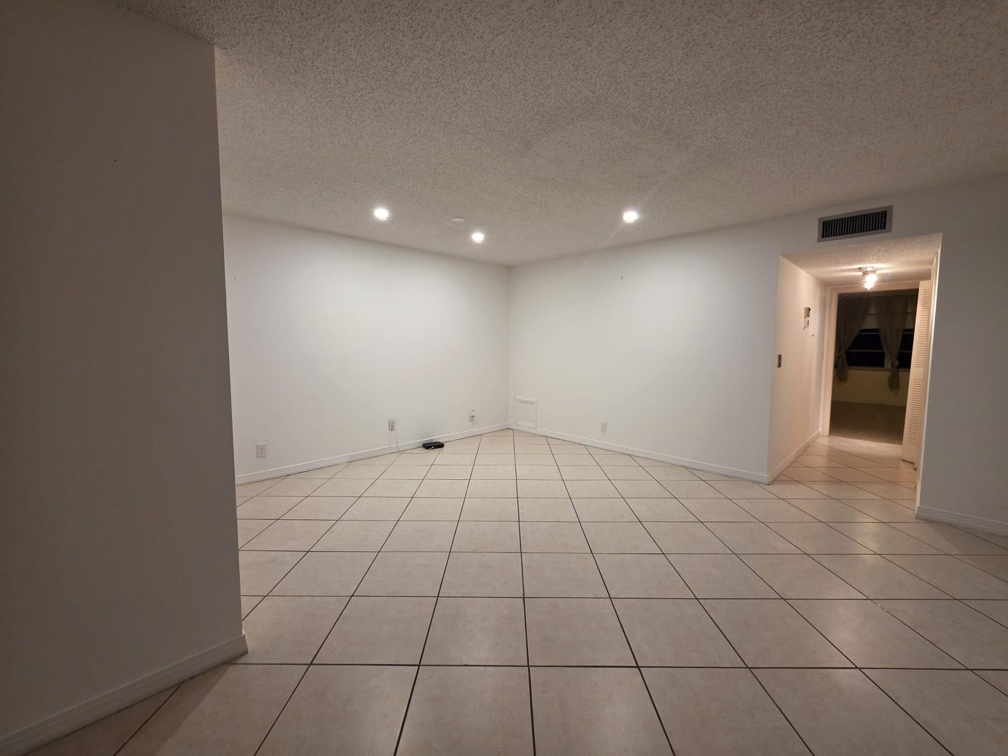 HIGH POINT OF DELRAY WEST CONDO SEC 1&2 - Residential