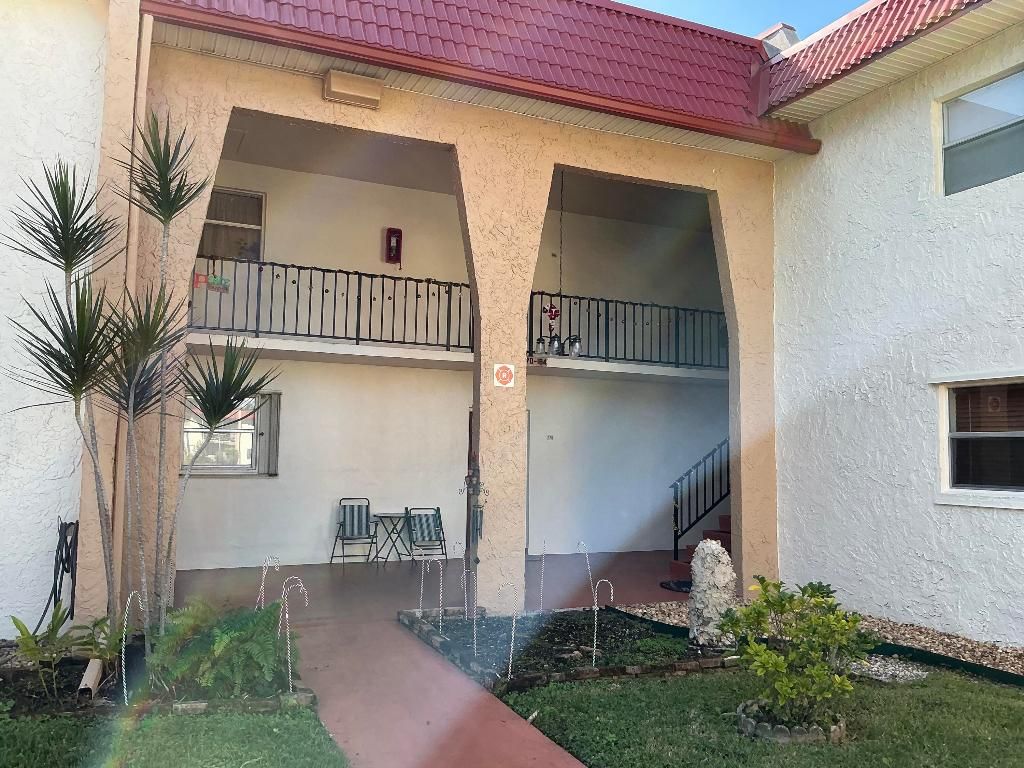 Photo of 178 Lake Dora Drive, West Palm Beach, FL 33411 (MLS # R11151083)