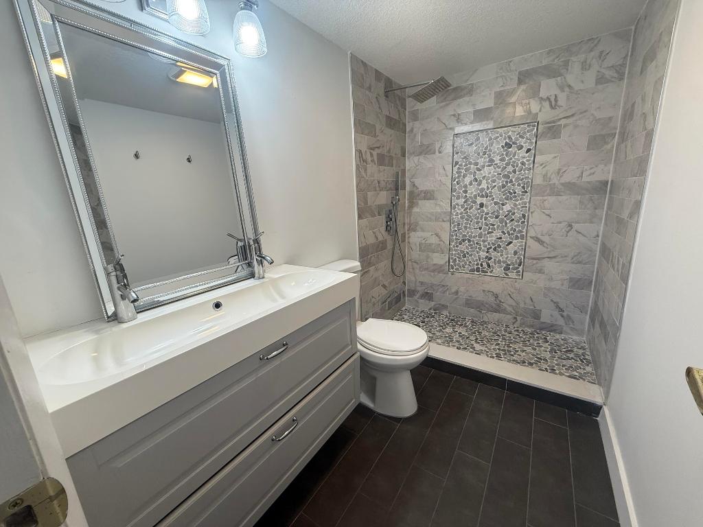 GOLDEN LAKES VILLAGE CONDO 1 THRU 13-A - Residential