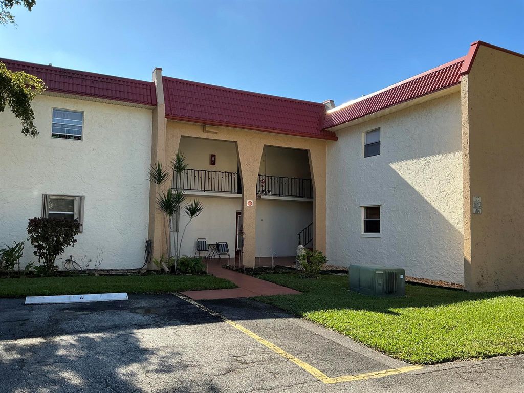 Photo of 178 Lake Dora Drive, West Palm Beach, FL 33411 (MLS # R11151083)