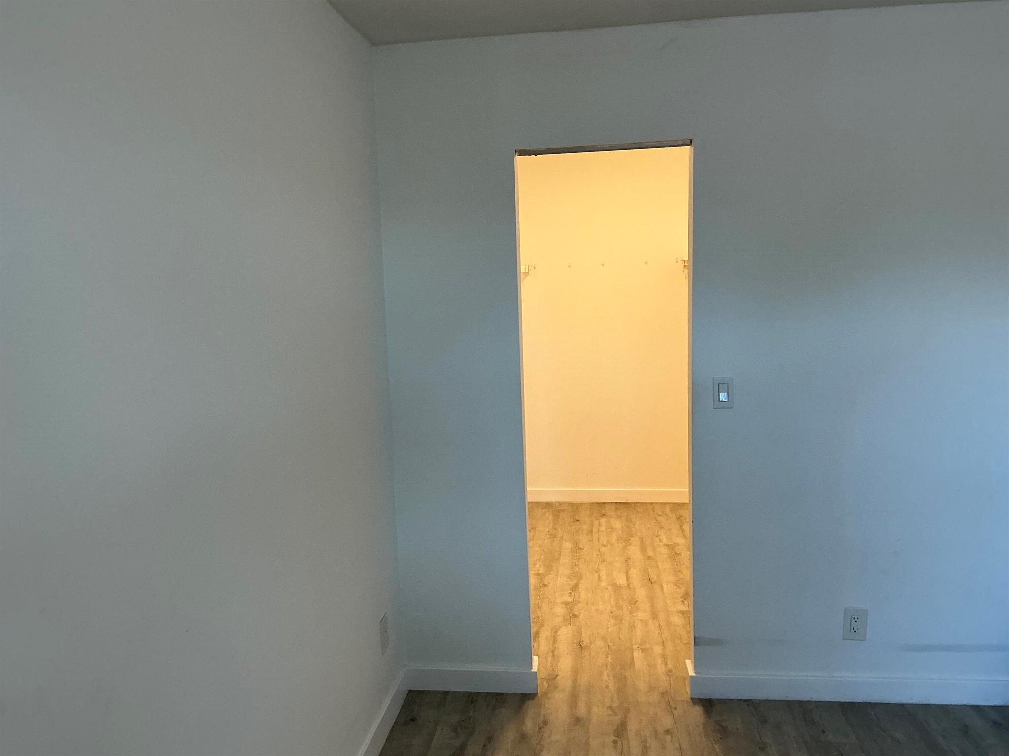 GOLDEN LAKES VILLAGE COND - Residential