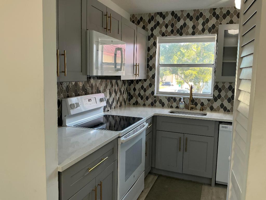 GOLDEN LAKES VILLAGE CONDO 1 THRU 13-A - Residential