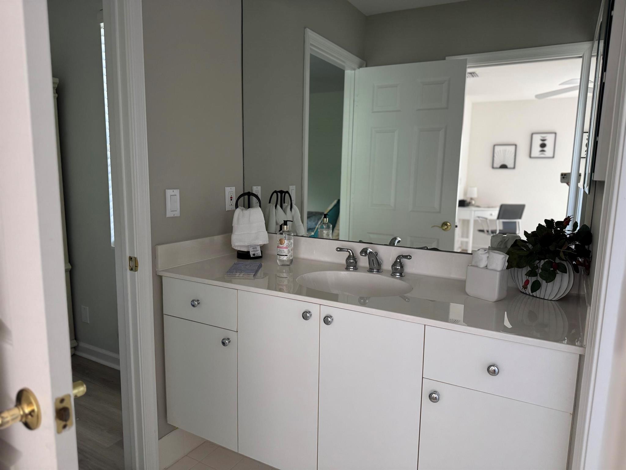 BALLENISLES - Residential Lease