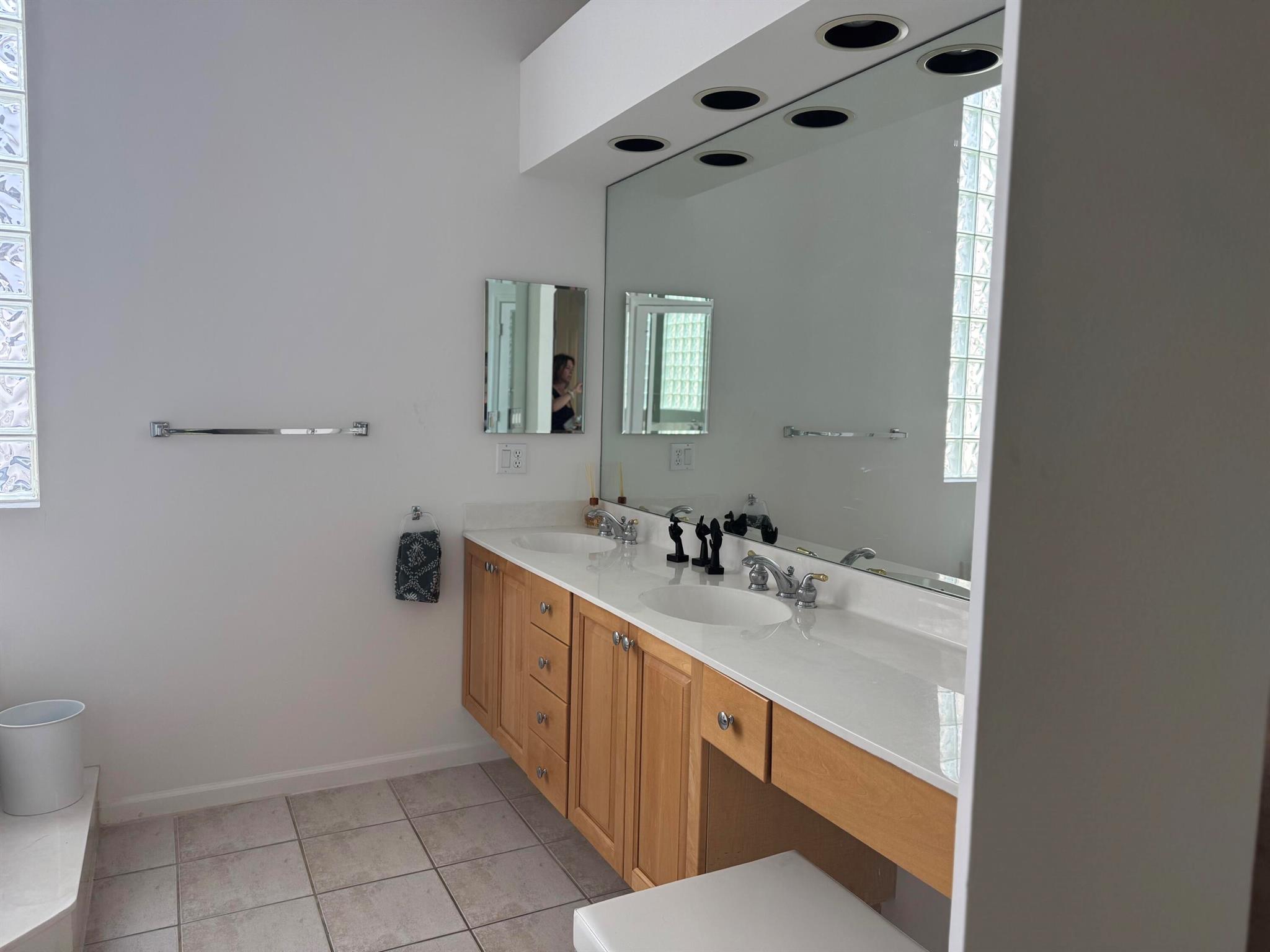 BALLENISLES - Residential Lease
