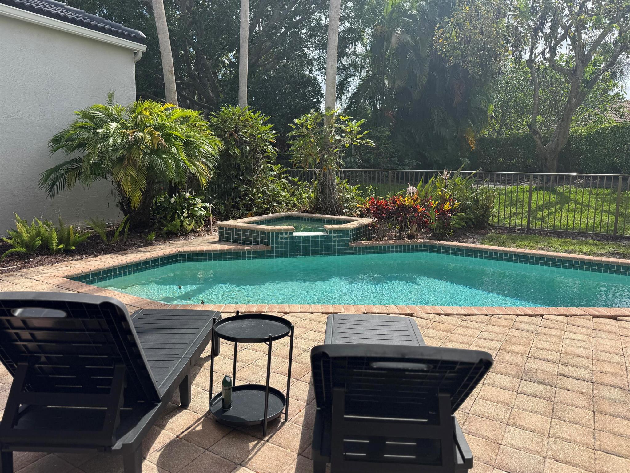 BALLENISLES - Residential Lease