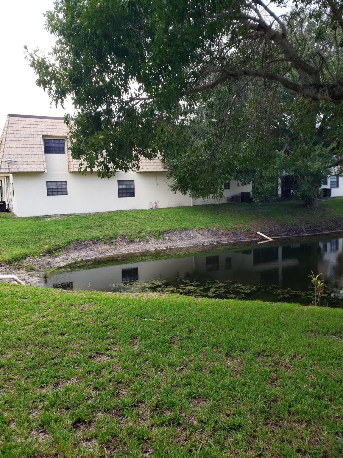 OAK COURT CONDO - Residential Lease